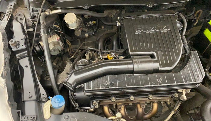 2017 Maruti Swift VXI O, Petrol, Manual, 69,453 km, Engine View - Right