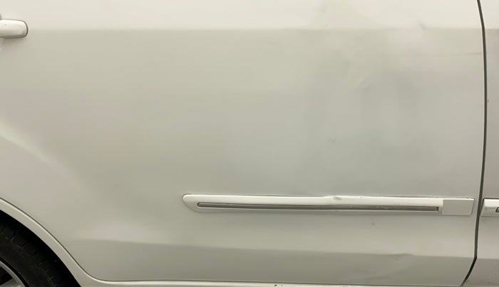 2013 Maruti Ertiga VXI, Petrol, Manual, 24,311 km, Right rear door - Slightly dented