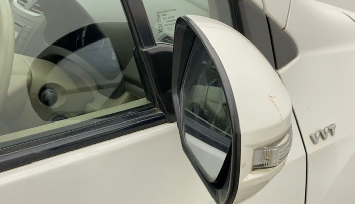 2013 Maruti Ertiga VXI, Petrol, Manual, 24,311 km, Right rear-view mirror - Mirror motor not working