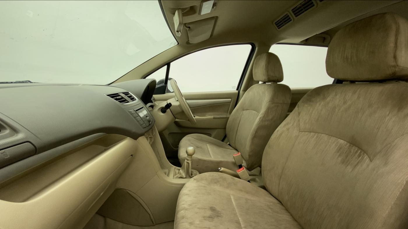 2013 Maruti Ertiga VXI, Petrol, Manual, 24,311 km, Right Side Front Door Cabin