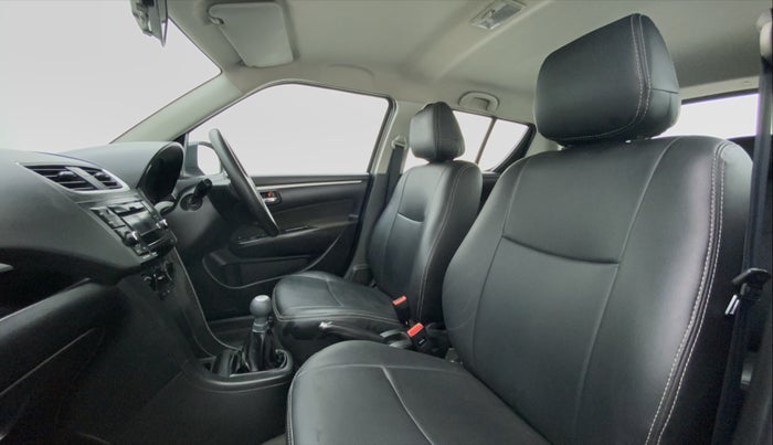 2016 Maruti Swift VXI D, Petrol, Manual, 27,818 km, Right Side Front Door Cabin