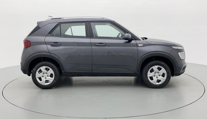 2021 Hyundai VENUE S MT 1.2 KAPPA, Petrol, Manual, 15,822 km, Right Side View