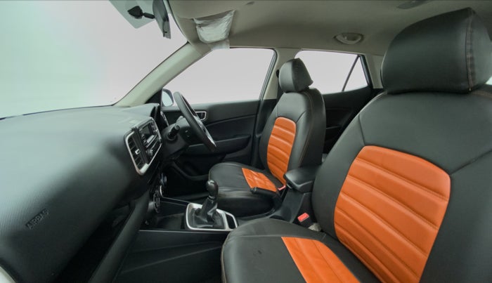 2021 Hyundai VENUE S MT 1.2 KAPPA, Petrol, Manual, 15,822 km, Right Side Front Door Cabin