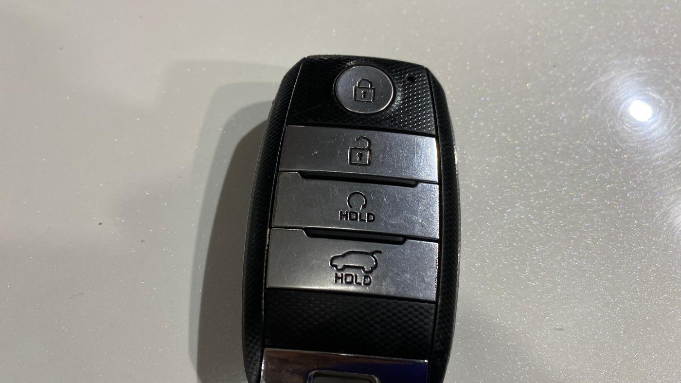 2020 KIA SONET GTX PLUS 1.0 DCT, Petrol, Automatic, 74,226 km, Key Close Up