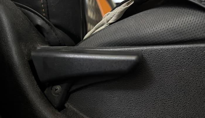 2019 Tata NEXON XM PETROL, Petrol, Manual, 94,911 km, Driver Side Adjustment Panel