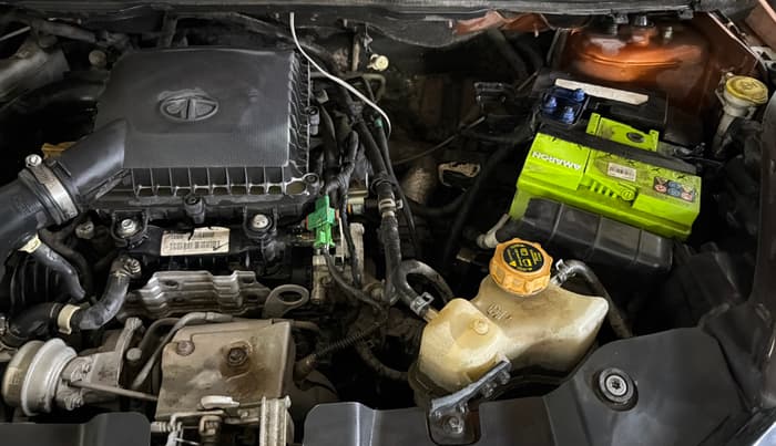 2019 Tata NEXON XM PETROL, Petrol, Manual, 94,911 km, Engine View - Left