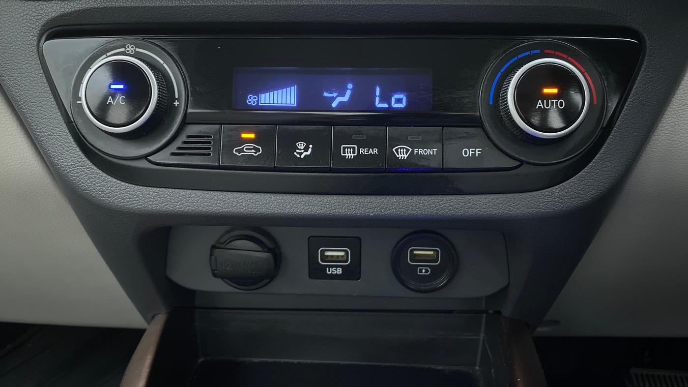 2020 Hyundai AURA SX+ AT, Petrol, Automatic, 16,013 km, Automatic Climate Control