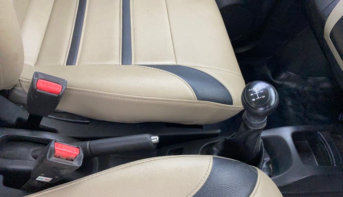 2015 Maruti Wagon R 1.0 VXI, Petrol, Manual, 30,120 km, Gear Lever