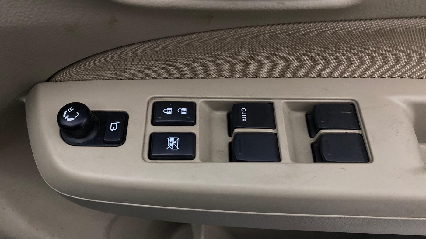 2022 Maruti Ciaz ZETA AT 1.5  SHVS PETROL, Petrol, Automatic, 40,825 km, Driver Side Door Panels Control
