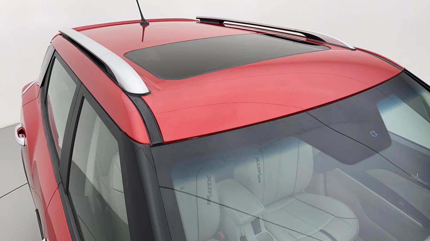 2019 Mahindra XUV300 1.2 W8 OPT, Petrol, Manual, 16,126 km, Roof