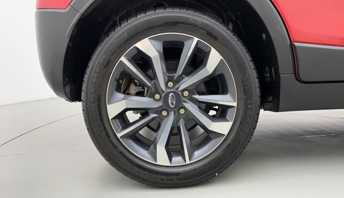 2019 Mahindra XUV300 1.2 W8 OPT, Petrol, Manual, 16,126 km, Right Rear Wheel