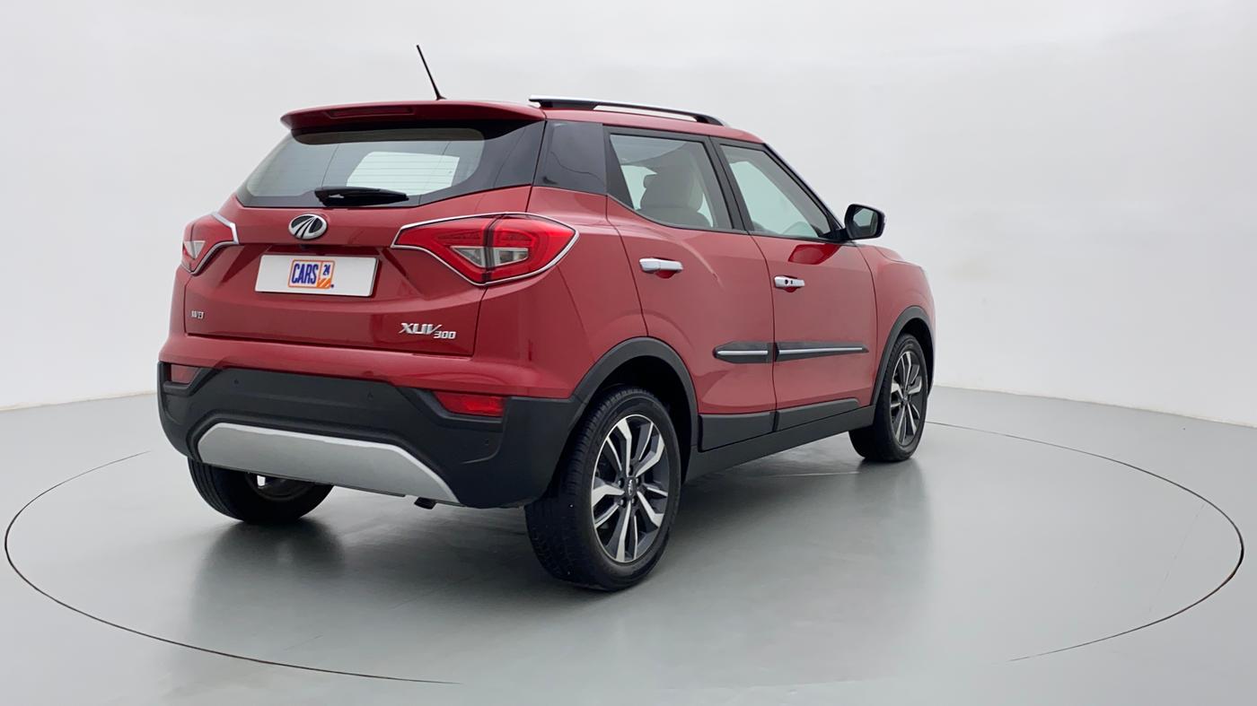 2019 Mahindra XUV300 1.2 W8 OPT, Petrol, Manual, 16,126 km, Right Back Diagonal