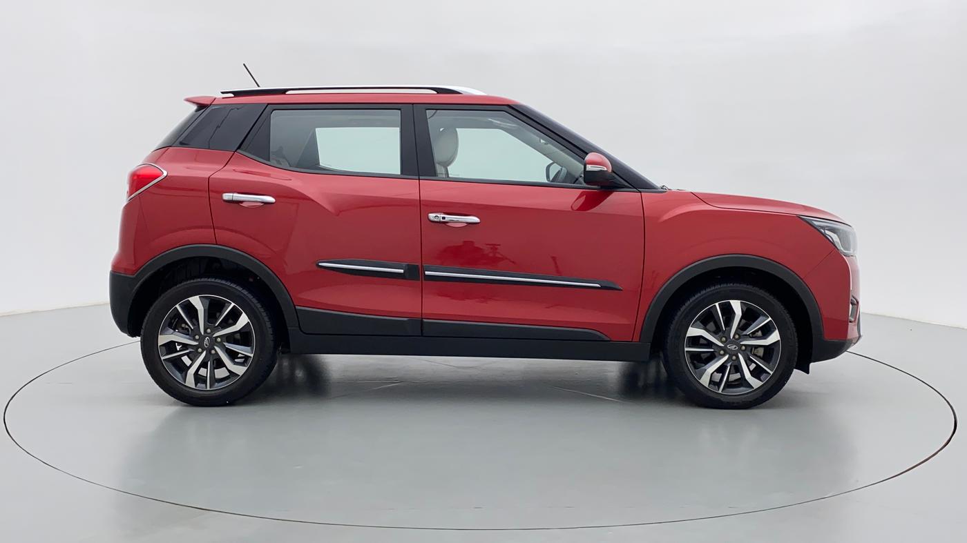 2019 Mahindra XUV300 1.2 W8 OPT, Petrol, Manual, 16,126 km, Right Side