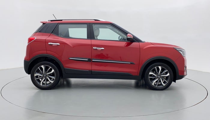 2019 Mahindra XUV300 1.2 W8 OPT, Petrol, Manual, 16,126 km, Right Side
