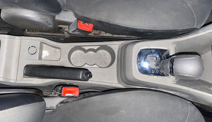 2018 Tata Tiago XZA PETROL, Petrol, Automatic, 1,14,686 km, Gear Lever