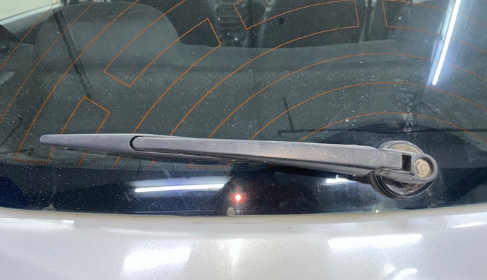 2018 Tata Tiago XZA PETROL, Petrol, Automatic, 1,14,686 km, Rear Wiper