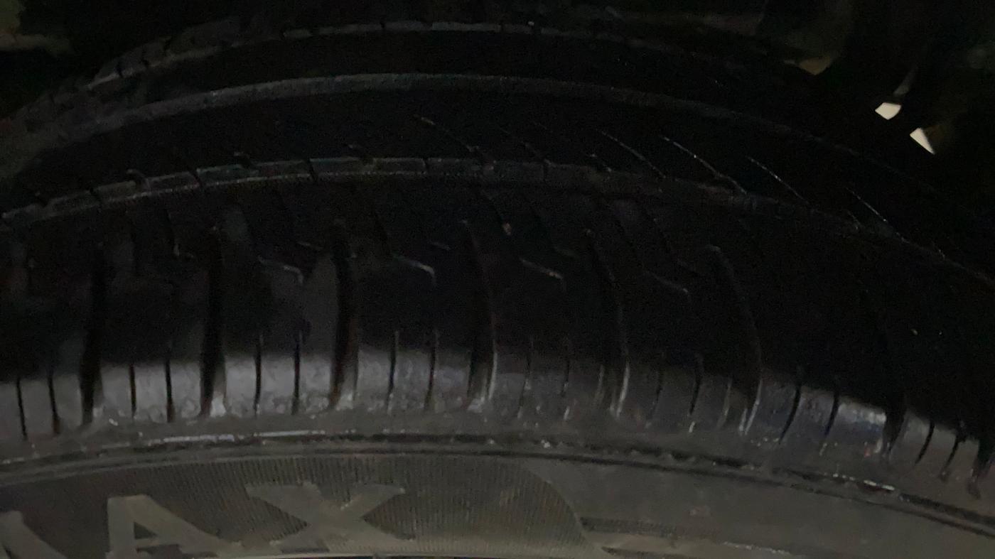 2018 Tata Tiago XZA PETROL, Petrol, Automatic, 1,14,686 km, Left Rear Tyre Tread