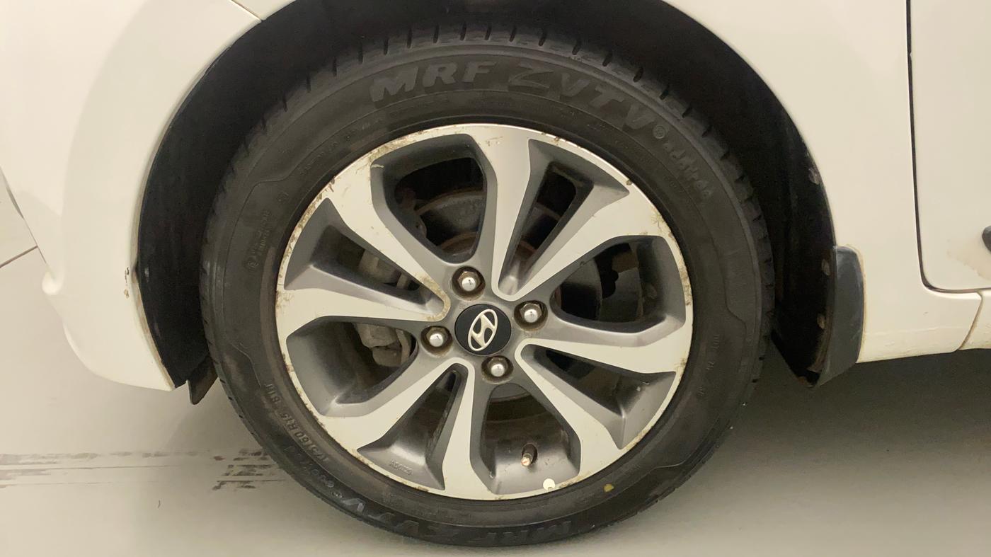 2015 Hyundai Xcent SX AT 1.2 (O), Petrol, Automatic, 49,821 km, Left Front Wheel