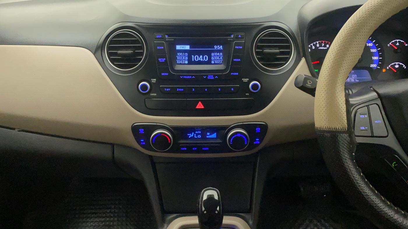 2015 Hyundai Xcent SX AT 1.2 (O), Petrol, Automatic, 49,821 km, Air Conditioner