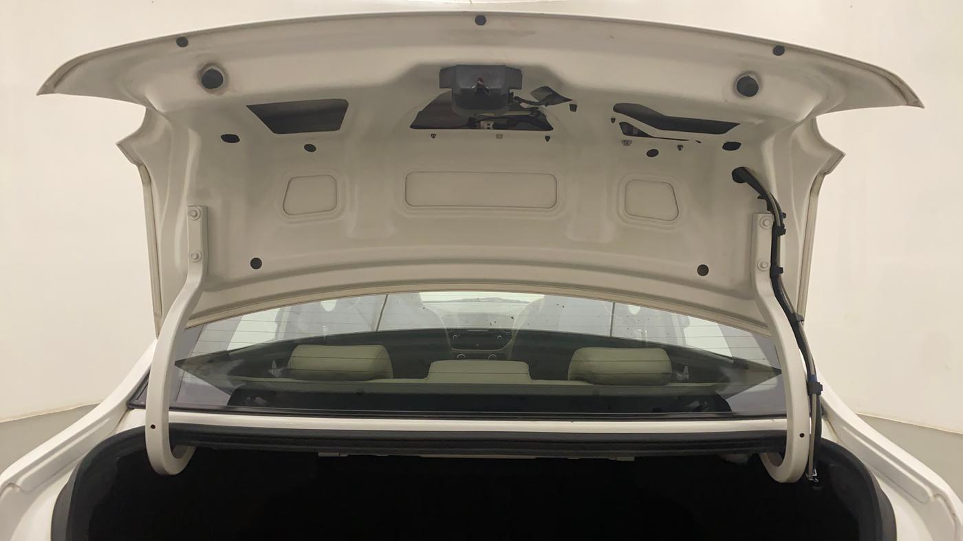 2015 Hyundai Xcent SX AT 1.2 (O), Petrol, Automatic, 49,821 km, Boot Door Open