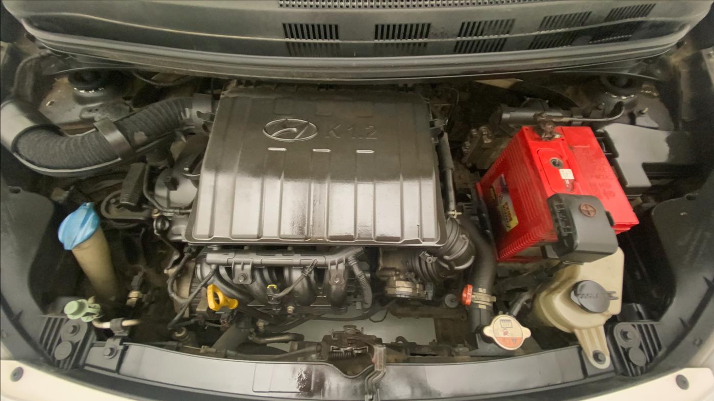 2015 Hyundai Xcent SX AT 1.2 (O), Petrol, Automatic, 49,821 km, Open Bonet