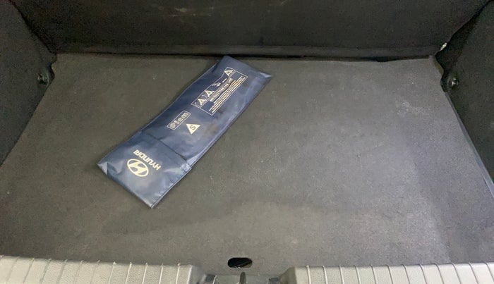 2018 Hyundai Elite i20 ASTA 1.2  CVT, Petrol, Automatic, 49,656 km, Boot Inside