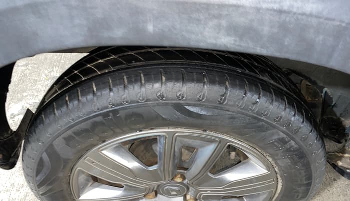 2021 Renault Kwid CLIMBER 1.0 (O), Petrol, Manual, 54,105 km, Right Rear Tyre Tread
