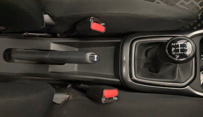 2023 Maruti IGNIS ZETA 1.2, Petrol, Manual, 10,586 km, Gear Lever