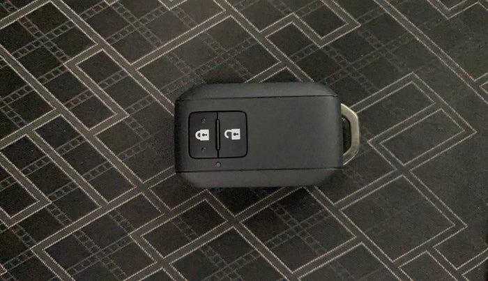 2023 Maruti IGNIS ZETA 1.2, Petrol, Manual, 10,586 km, Key Close Up