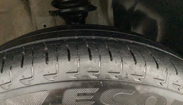 2023 Maruti IGNIS ZETA 1.2, Petrol, Manual, 10,586 km, Right Front Tyre Tread
