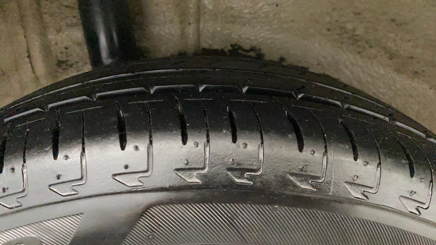 2023 Maruti IGNIS ZETA 1.2, Petrol, Manual, 10,586 km, Right Rear Tyre Tread