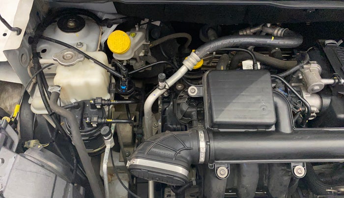 2020 Renault TRIBER RXT, Petrol, Manual, 27,783 km, Engine View - Right