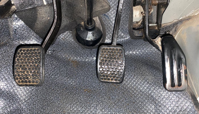 2019 Maruti Eeco 5 STR WITH A/C+HTR, Petrol, Manual, 43,596 km, Pedals