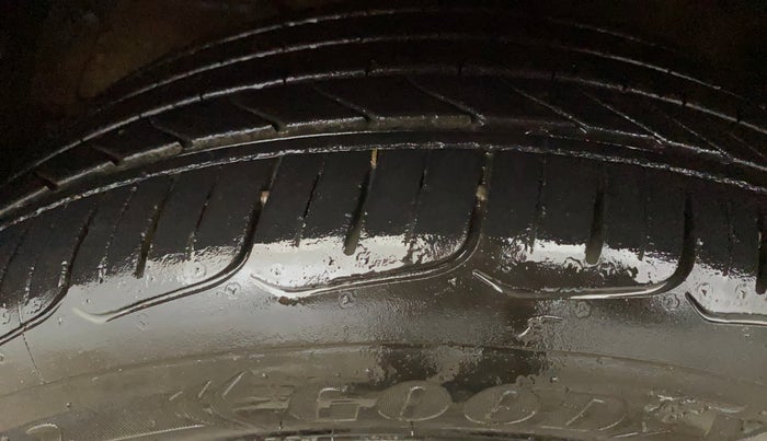 2017 Maruti Baleno RS 1.0 PETROL, Petrol, Manual, 43,487 km, Left Front Tyre Tread