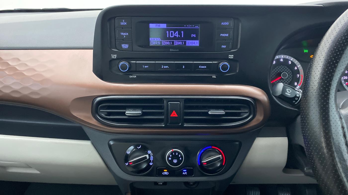 2021 Hyundai AURA S 1.2, Petrol, Manual, 54,746 km, Air Conditioner