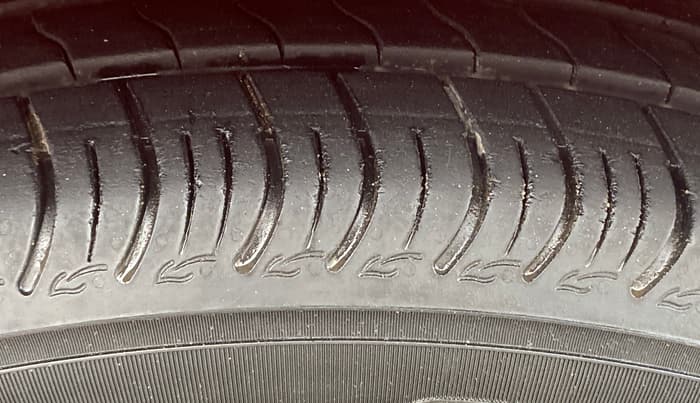 2023 Maruti S PRESSO VXI, Petrol, Manual, 12,010 km, Right Front Tyre Tread