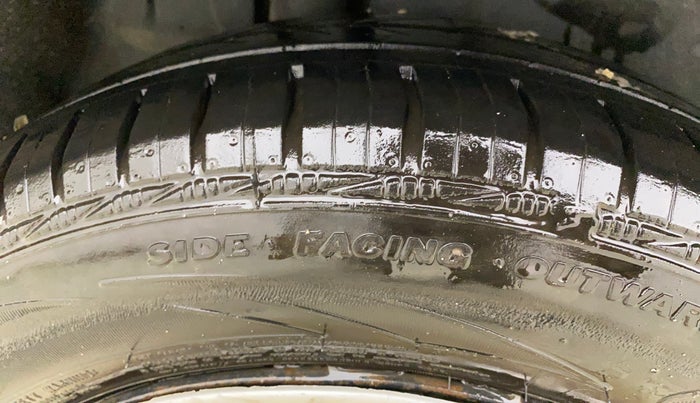 2014 Maruti Ertiga VDI, Diesel, Manual, 1,01,039 km, Right Rear Tyre Tread