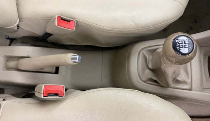 2014 Maruti Ertiga VDI, Diesel, Manual, 1,01,039 km, Gear Lever