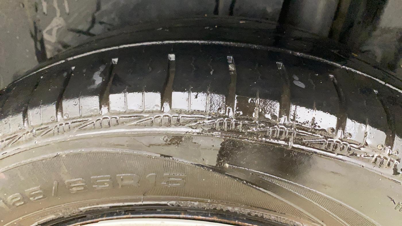 2014 Maruti Ertiga VDI, Diesel, Manual, 1,01,039 km, Left Rear Tyre Tread