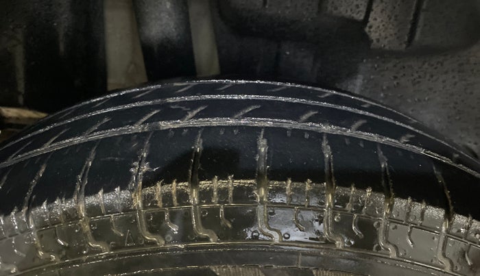 2020 Maruti Swift LXI, Petrol, Manual, 32,769 km, Right Rear Tyre Tread