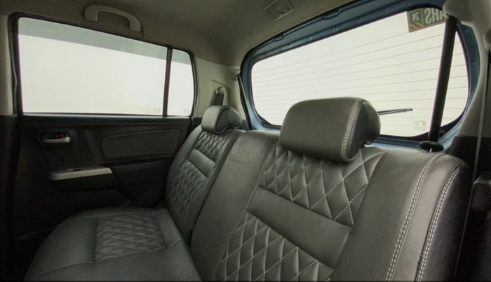 2013 Maruti Wagon R 1.0 VXI, Petrol, Manual, 91,633 km, Right Side Rear Door Cabin