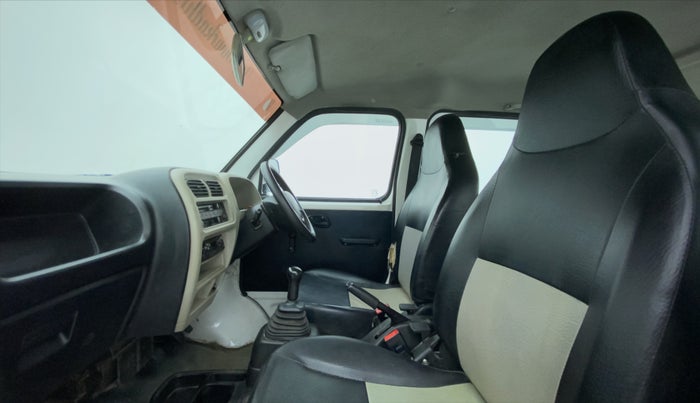 2020 Maruti Eeco 5 STR WITH A/C+HTR, Petrol, Manual, 42,868 km, Right Side Front Door Cabin