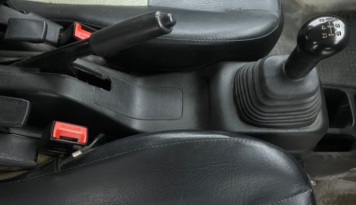 2020 Maruti Eeco 5 STR WITH A/C+HTR, Petrol, Manual, 42,868 km, Gear Lever