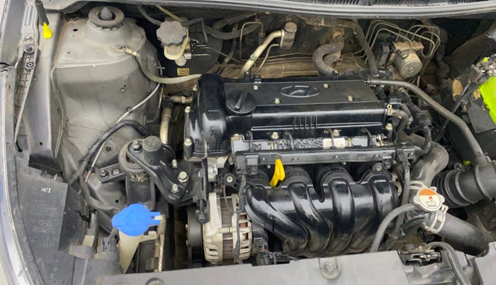 2015 Hyundai Verna FLUIDIC 4S 1.6 VTVT S(O), Petrol, Manual, 1,42,985 km, Engine View - Right