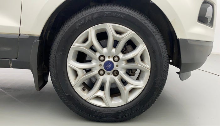 2014 Ford Ecosport 1.5 TITANIUM TI VCT AT, Petrol, Automatic, 48,892 km, Right Front Wheel