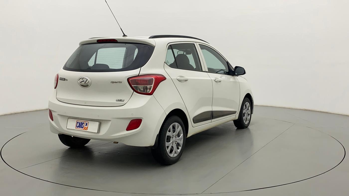 2016 Hyundai Grand i10 SPORTZ 1.2 KAPPA VTVT, Petrol, Manual, 28,163 km, Right Back Diagonal