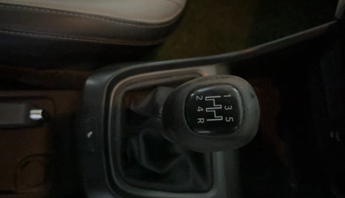 2021 Tata ALTROZ XE PETROL, Petrol, Manual, 19,734 km, Gear Lever