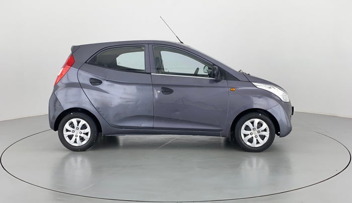 2014 Hyundai Eon MAGNA PLUS, Petrol, Manual, 47,296 km, Right Side View
