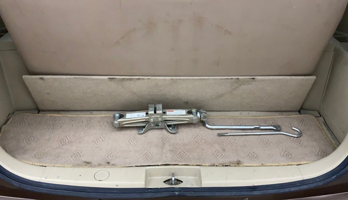 2013 Maruti Ertiga ZDI, Diesel, Manual, 31,944 km, Boot Inside