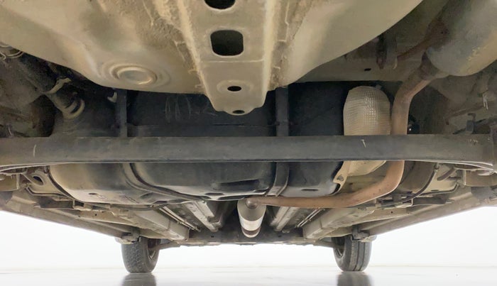2015 Maruti Swift Dzire LXI, Petrol, Manual, 55,118 km, Rear Underbody